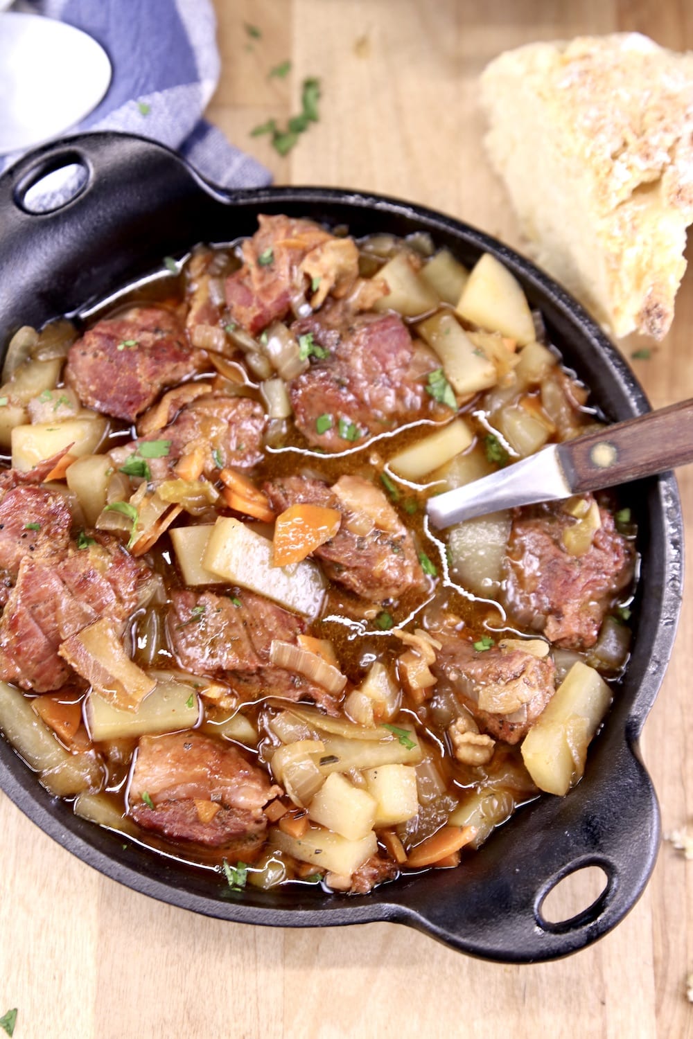 Individual serving skillet with beef stew