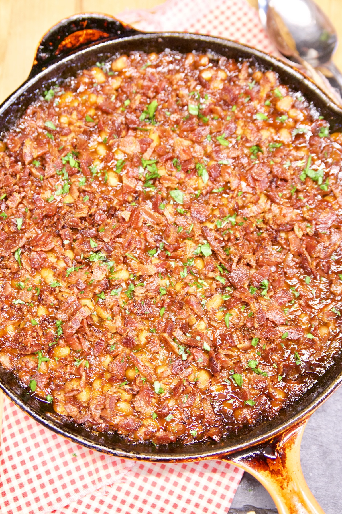 Skillet of Peach BBQ Baked Beans.